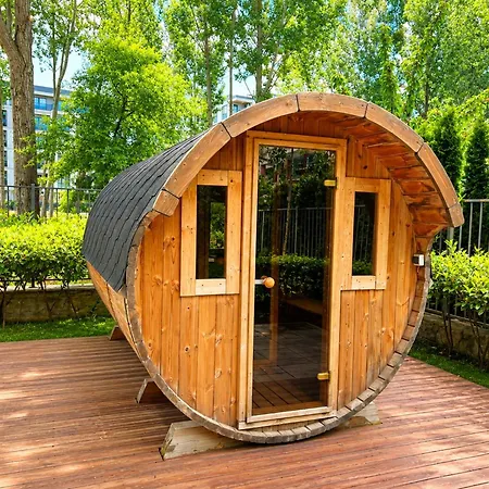 Emilia Romana Private Apartmán *